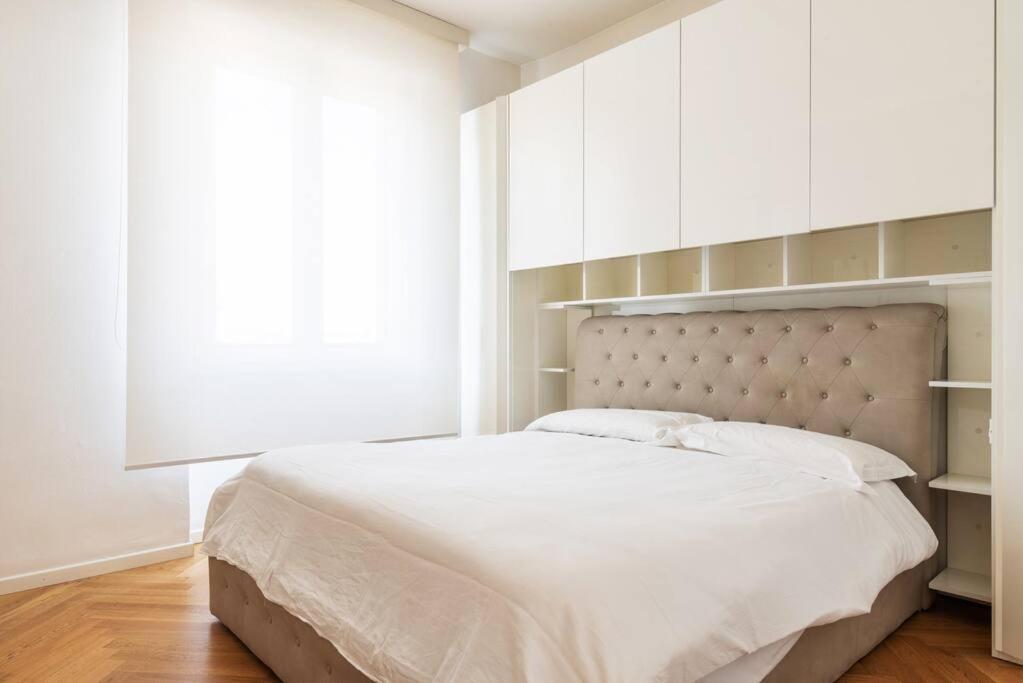 Ferienwohnung Bilocale Vista Sul Duomo Di Milano Exterior foto